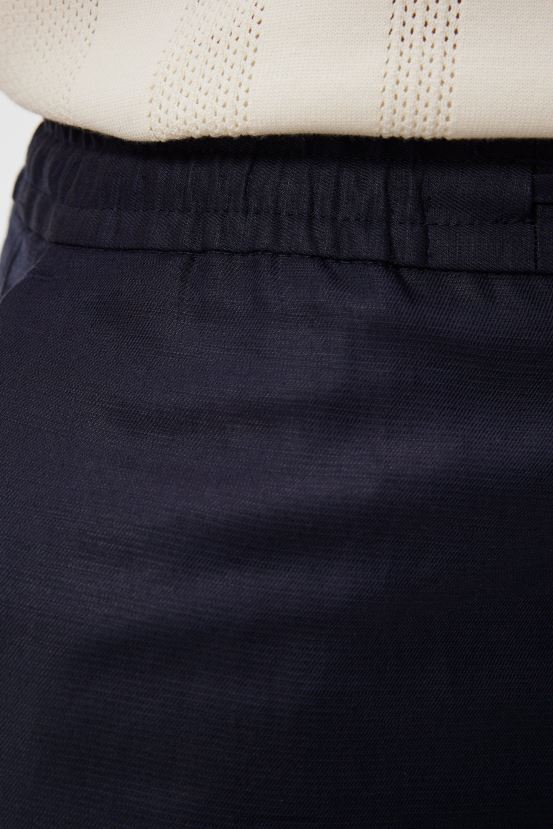 J.Lindeberg Men Baron Tencel Linen Shorts Navy Clothing BXV8X41126