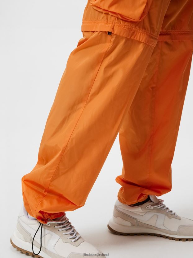 J.Lindeberg Men Glossa Nylon Cargo Pants Russet Orange Clothing BXV8X41136