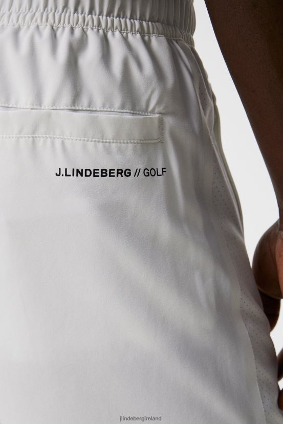 J.Lindeberg Men Bond Shorts White Clothing BXV8X4412